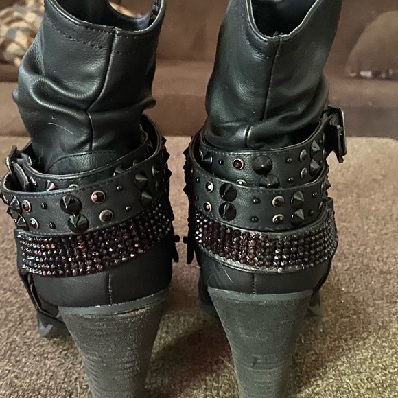 Black rhinestone boots, size 9.5 - Picture 4 of 4